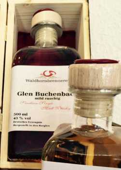 0,5 Liter Glen Buchenbach 43%vol. im Holzkästchen - mild rauchig
